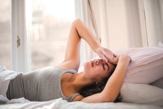 pexels-andrea-piacquadio-3768582 Sleep schedule