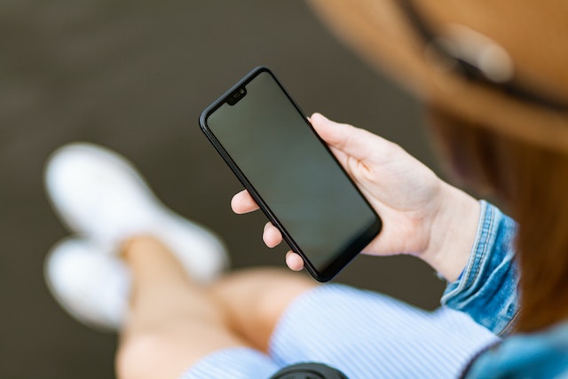 pexels-george-dolgikh-1310534 Affordable cell phones